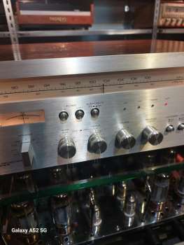 AKAI  AA-1050 der größte Receiver der Serie mit Holz Japan 1976